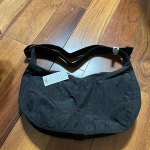 BAGGU Medium Crescent Bag NWT